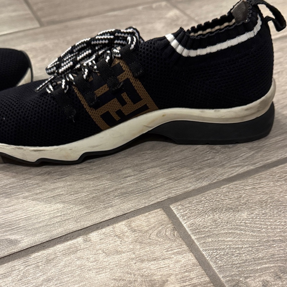 Fendi Black and Brown Women's Sneakers - Picture 6 of 6
